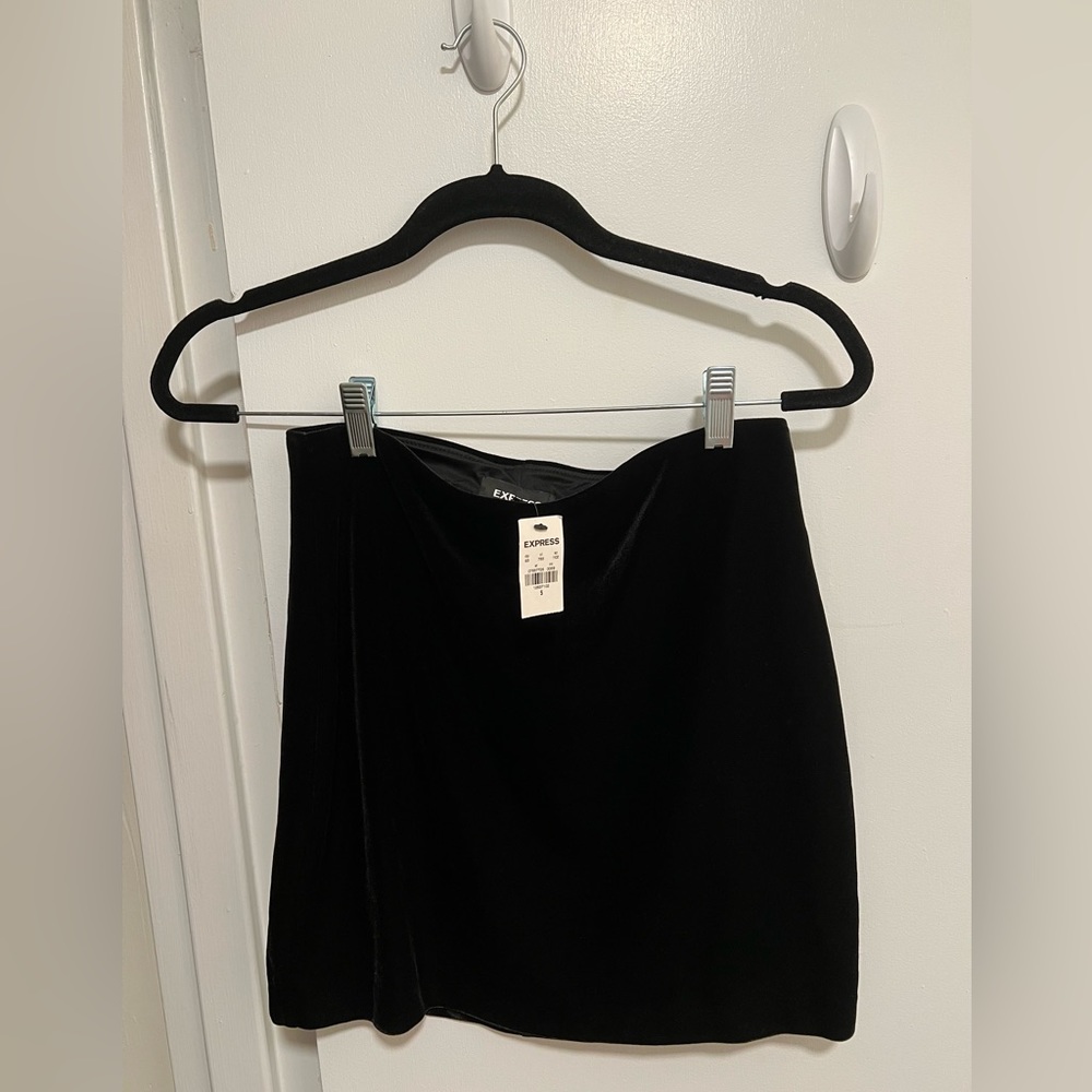 NWT EXPRESS Suede Mini Skirt NWT